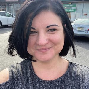 Meet your Posher, Elyse